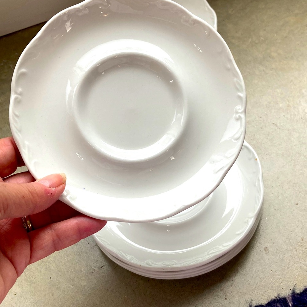 FOUR Sterling Colonial English Ironstone saucer set. By J & G Meakin England.